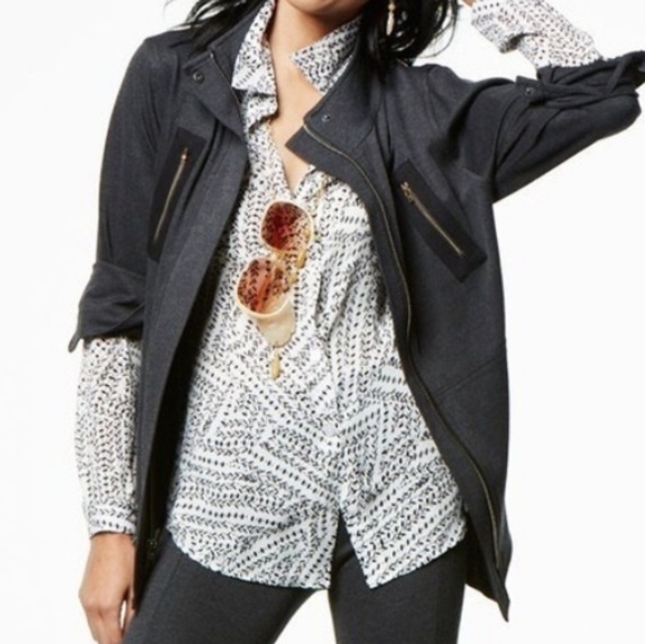 Cabi Stitch Print Split Back Top - Picture 1 of 4